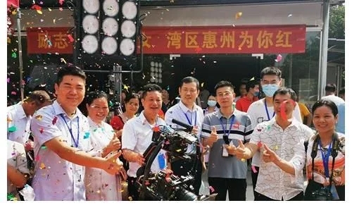 走进电影《为你红》拍摄现场