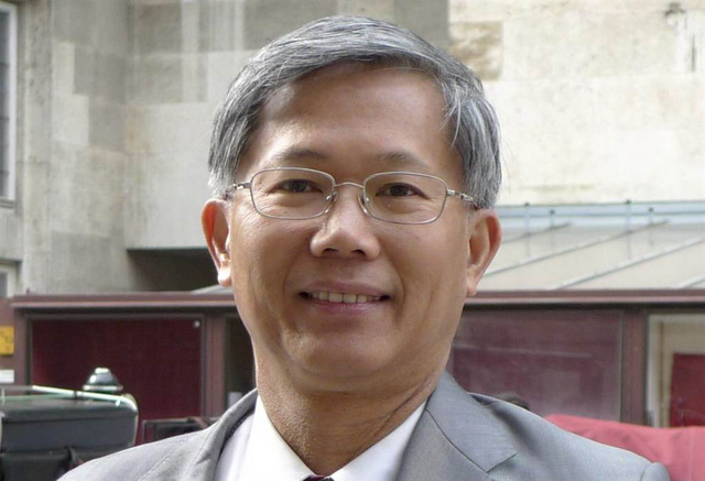 疫苗审委遭撤换　陈培哲：蔡英文说做各一套