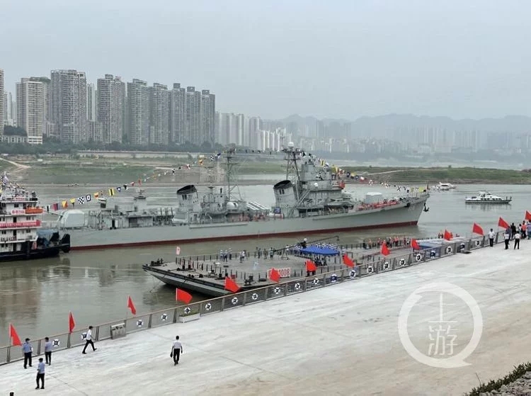 报告！166舰顺利抵达！