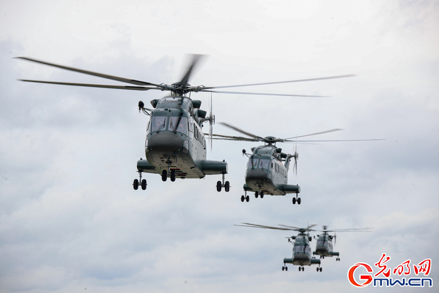 武警第二机动总队某支队从难从严开展飞行训练